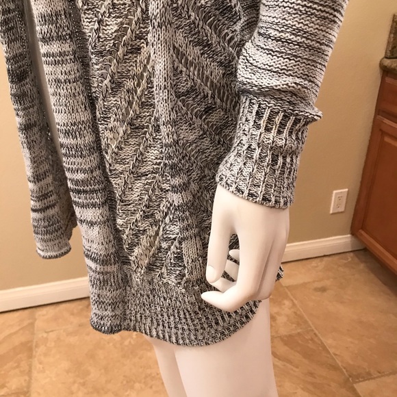 Leo Nicole Open Front Long Cardigan Sweater Womens Size Medium Grey - Picture 12 of 14